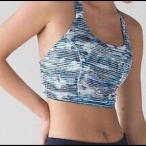 Lululemon bra size 8